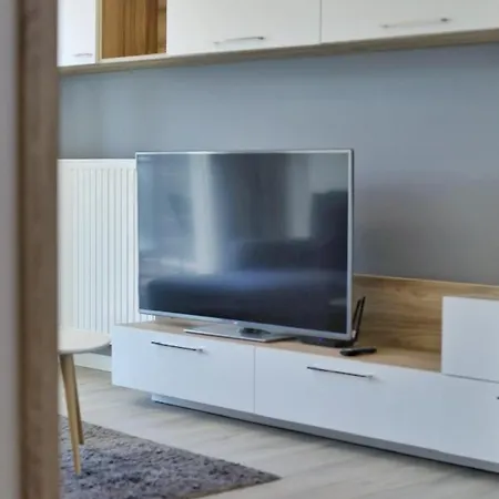Апартаменти Capital Towers - Apartament Green W Centrum Miasta Z Widokiem Na Rzeke I Park Ряшів